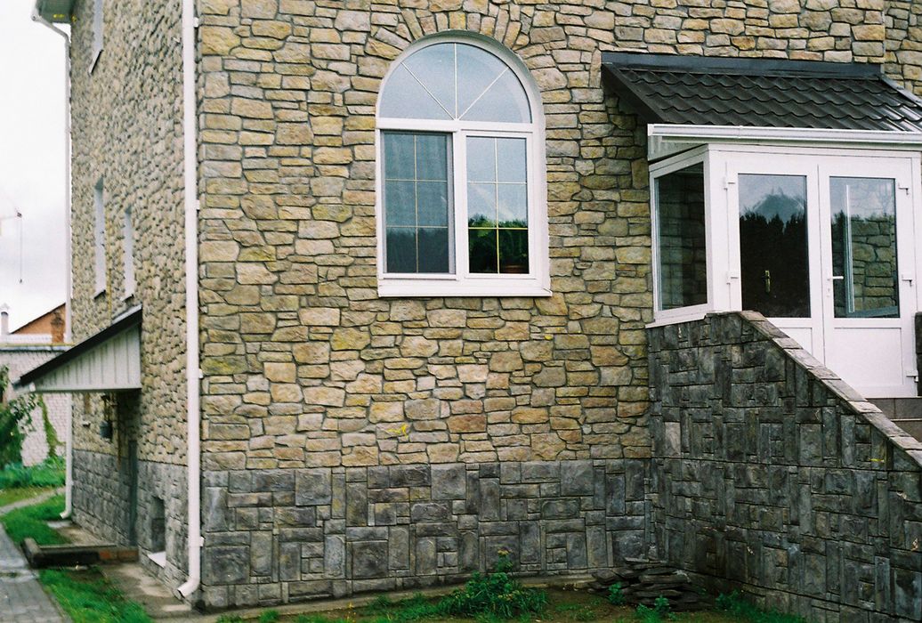 Укладка камня и прочие элементы здания