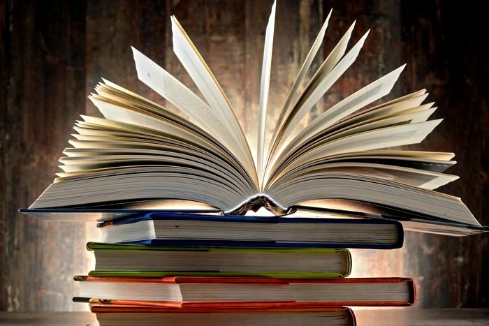 10 обязательных книг, которые обогатят ваши литературные знания